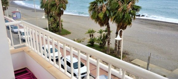 2 bedrooms Duplex in Caleta de Velez, Spain No. 130745 6