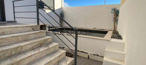 4 bedrooms House in Montijo, Portugal No. 161990 7