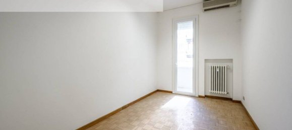 4-salle Appartement à Sassuolo, Italy No. 295667 23