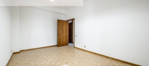 4-salle Appartement à Sassuolo, Italy No. 295667 32