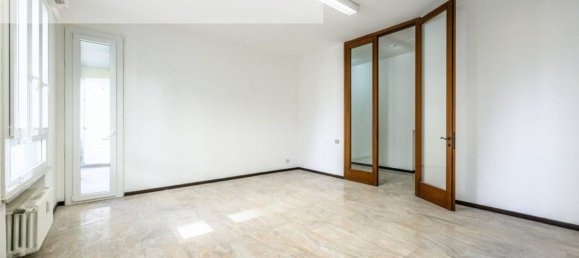 4-salle Appartement à Sassuolo, Italy No. 295667 9