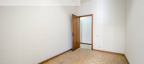 4-salle Appartement à Sassuolo, Italy No. 295667 25