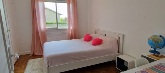 4 bedrooms House in Sainte-Consorce, France No. 199240 5