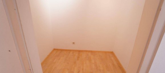 4 rooms Apartment in Laxenburg, Austria No. 196273 9