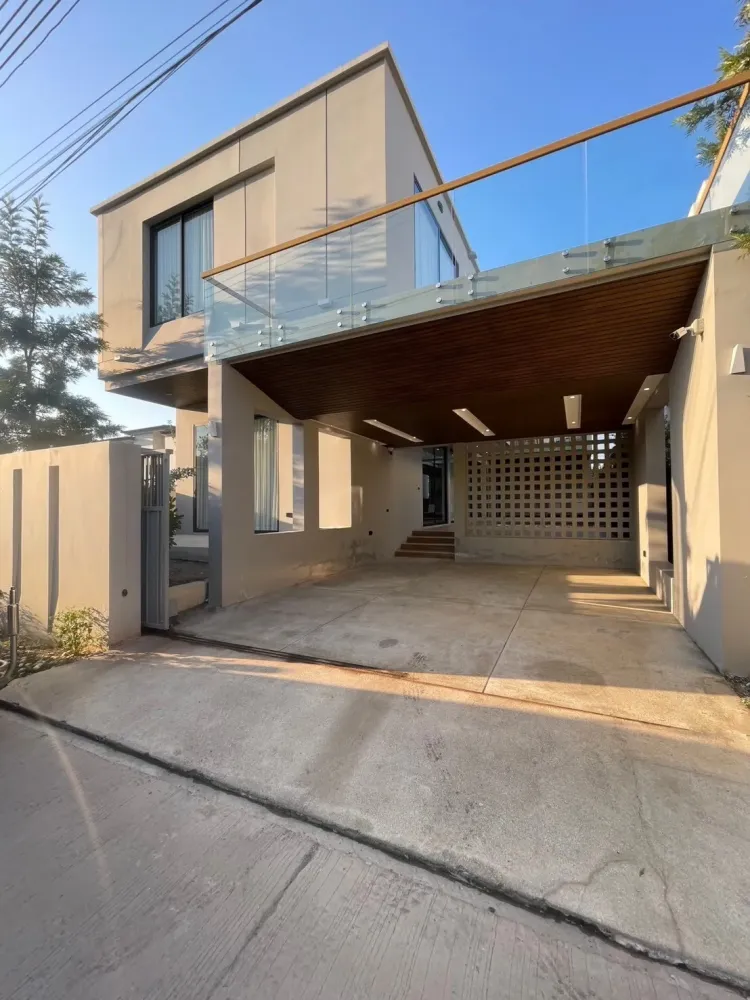 4 chambres Maison à San Kamphaeng, Thailand No. 64670