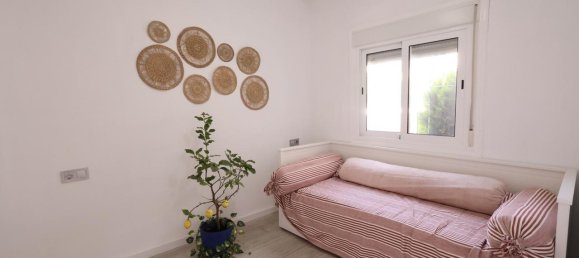 Bungalow T1 em Torrevieja, Spain N.º 370078 11