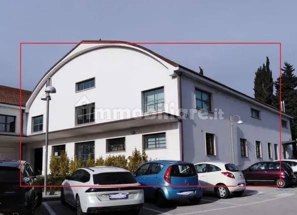5 rooms Commercial property in Monte San Giusto, Italy No. 273531