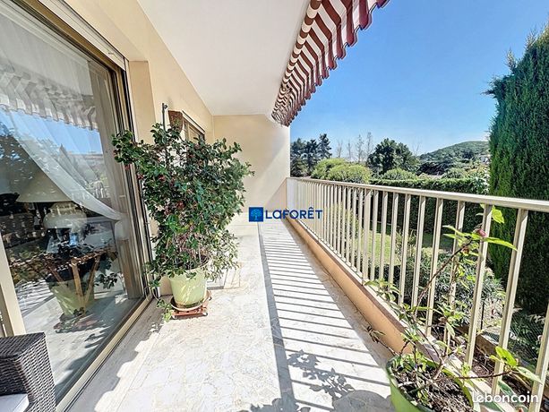 Apartamento de 2 dormitorios en Le Cannet, France No. 311029