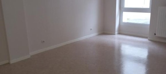 3 bedrooms Apartment in Chalons-en-Champagne, France No. 63617 4