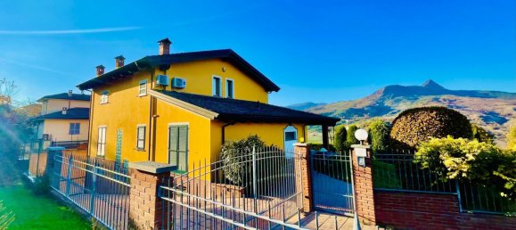 13-Zimmer Villa in Bobbio, Italy, Nr. 91804 3