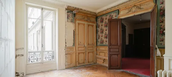 5 bedrooms Apartment in Paris, France No. 131347 24