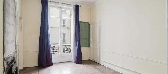5 bedrooms Apartment in Paris, France No. 131347 17