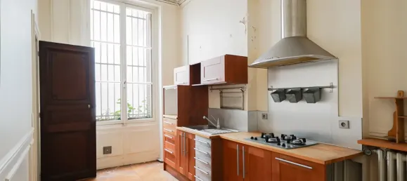 5 bedrooms Apartment in Paris, France No. 131347 27