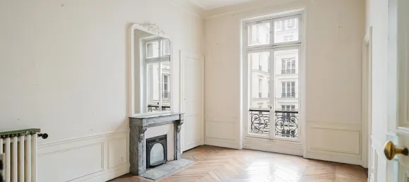 5 bedrooms Apartment in Paris, France No. 131347 15