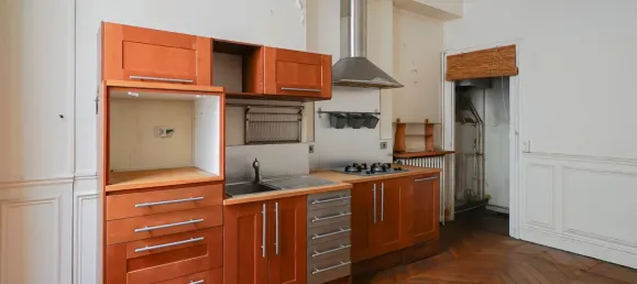 5 bedrooms Apartment in Paris, France No. 131347 26