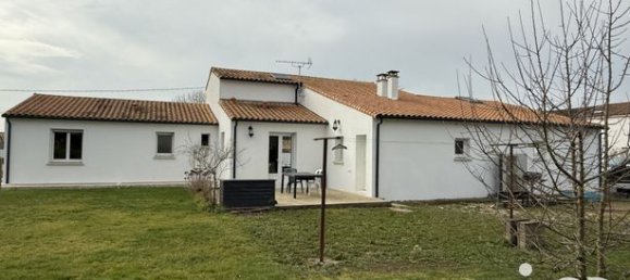 4 Schlafzimmer Haus in Deux-Sevres, France, Nr. 300728 4