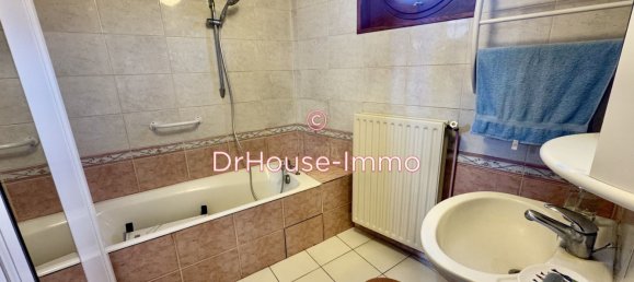 4 bedrooms House in Quarouble, France No. 45845 10