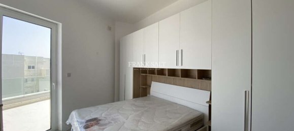 1 bedroom Penthouse in San Gwann, Malta No. 10496 4