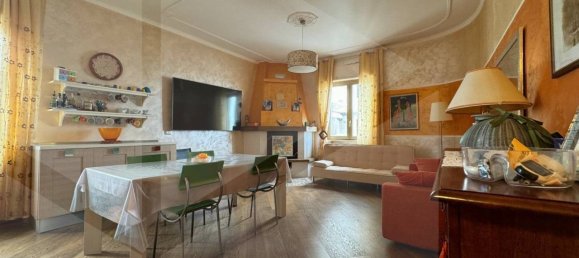 Apartamento de 3 dormitorios en San Salvo, Italy No. 20463 4
