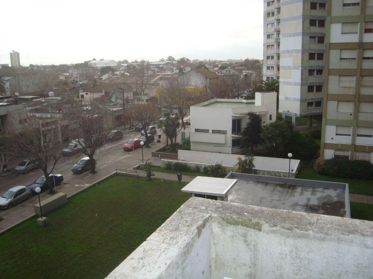 3 bedrooms Apartment in Mar del Plata, Argentina No. 102351