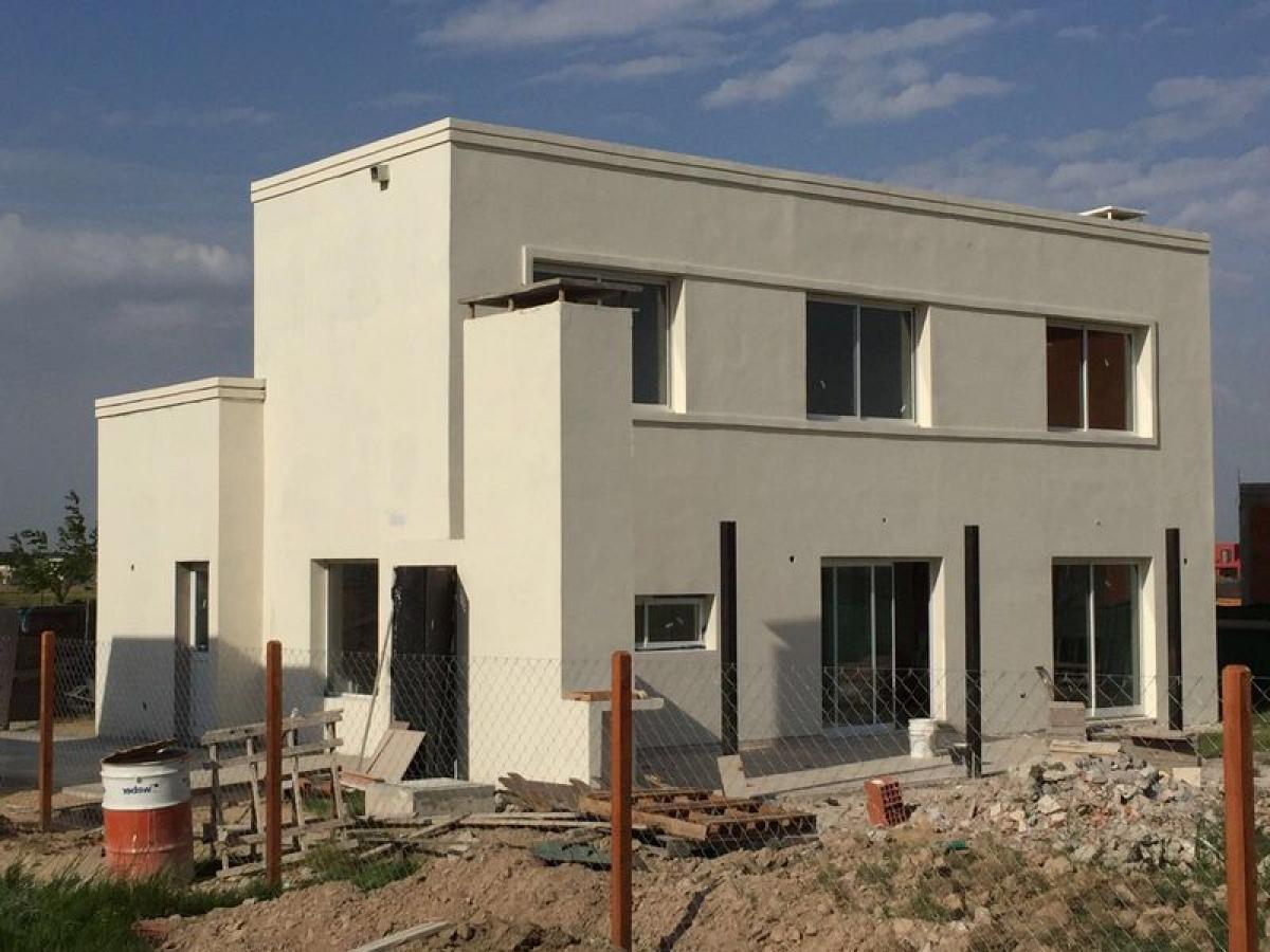 Дом с 3 спальнями в Тигре, Аргентина № 64169