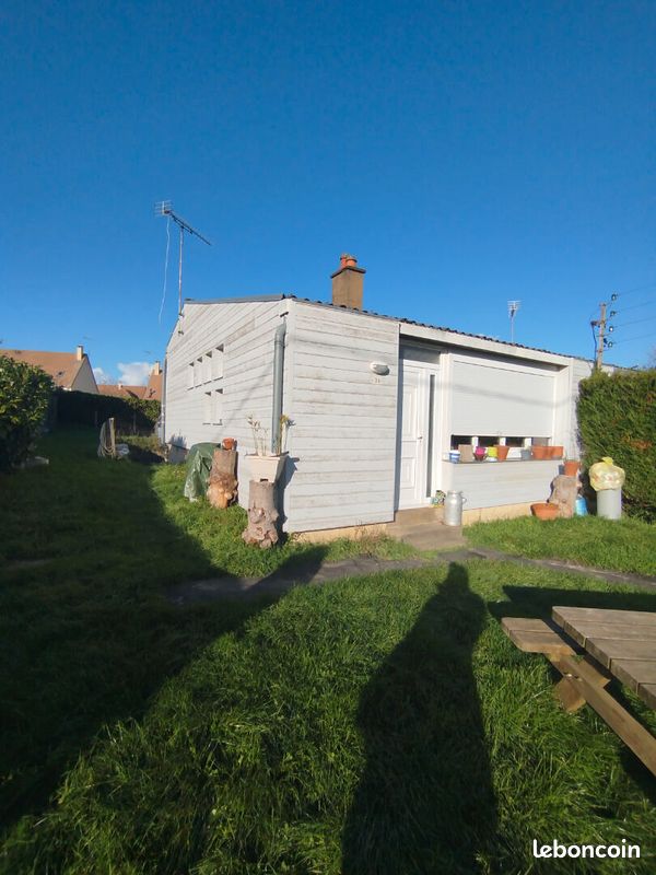 Casa de 2 dormitorios en Vibraye, France No. 112043