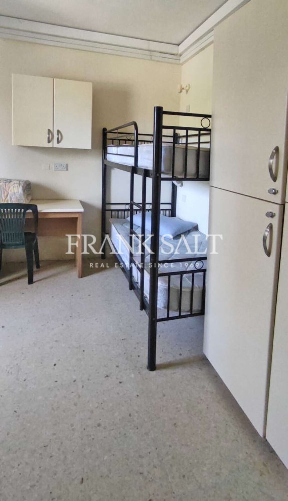 8 bedrooms Apartment in Lija, Malta No. 8331