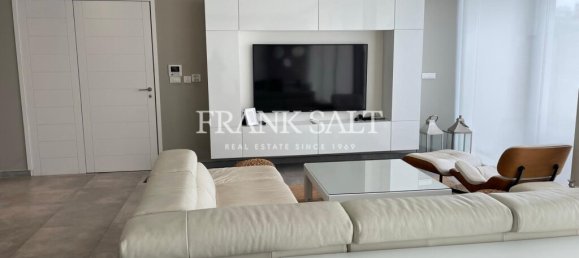 3 Schlafzimmer Villa in Saint Julian's, Malta, Nr. 5294 5