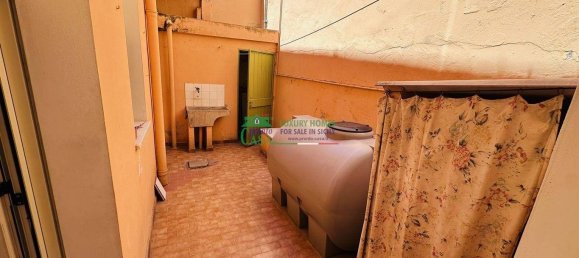 6 bedrooms House in Vittoria, Italy No. 286062 11