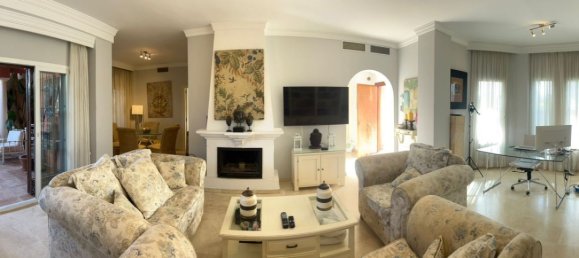 Villa de 3 dormitorios en Estepona, Spain No. 148384 39