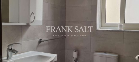 2 bedrooms Apartment in Marsalforn, Malta No. 5795 4