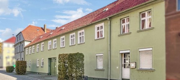 Здание с 10 комнатами в Тельтов-Флеминг, Германия № 80905 3