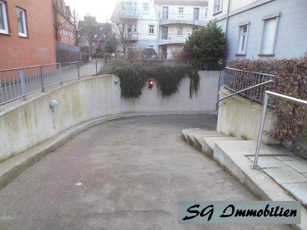 Парковка в Бремен, Германия № 67807