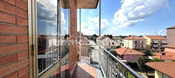 2 bedrooms Apartment in Cinisello Balsamo, Italy No. 361763 5