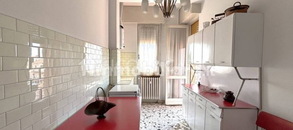 2 bedrooms Apartment in Cinisello Balsamo, Italy No. 361763 7