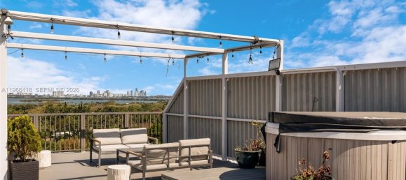 4 Schlafzimmer Gewerbliche Immobilien in Miami, USA, Nr. 615601 8