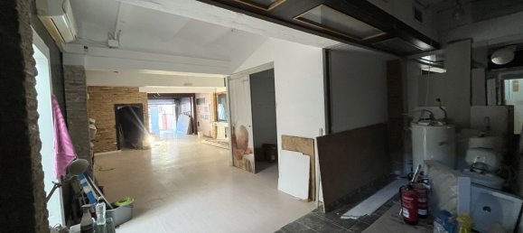 96m² Commercial property in Cornella De Llobregat, Spain No. 182276 18