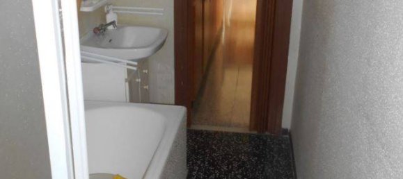 2 bedrooms Apartment in Milan, Italy No. 246740 2