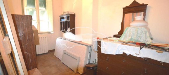 3 bedrooms House in Lucca, Italy No. 42651 15