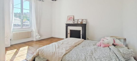 Дом с 5 спальнями в Уэнвиль-сюр-Монтсьян, Франция № 319514 5