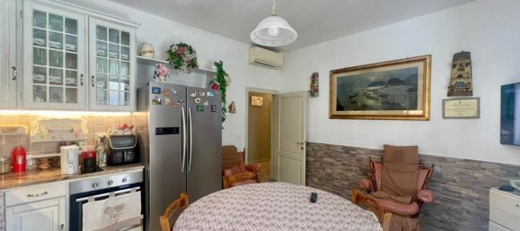 5 bedrooms House in San Miniato, Italy No. 372306 7