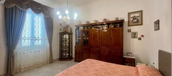 5 bedrooms House in San Miniato, Italy No. 372306 12