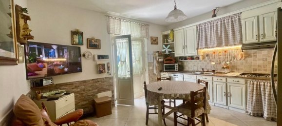 5 bedrooms House in San Miniato, Italy No. 372306 11