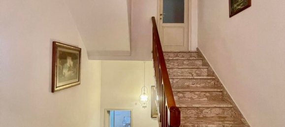 5 bedrooms House in San Miniato, Italy No. 372306 21