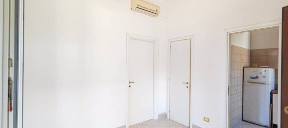 1 bedroom Apartment in Terracina, Italy No. 276397 3