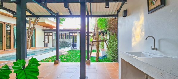 3 bedrooms Cafe / restaurant in Hua Hin, Thailand No. 6256 11