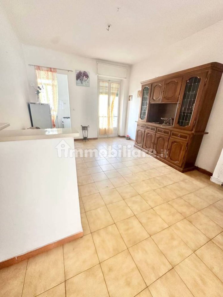 1 bedroom Apartment in Turin, Italy No. 124915
