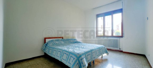 3 bedrooms Apartment in Vicenza, Italy No. 272952 9
