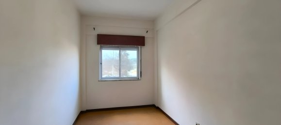 3-salle Appartement à Loures, Portugal No. 95049 2