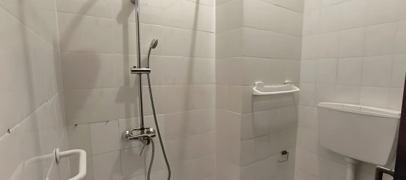 3-salle Appartement à Loures, Portugal No. 95049 13